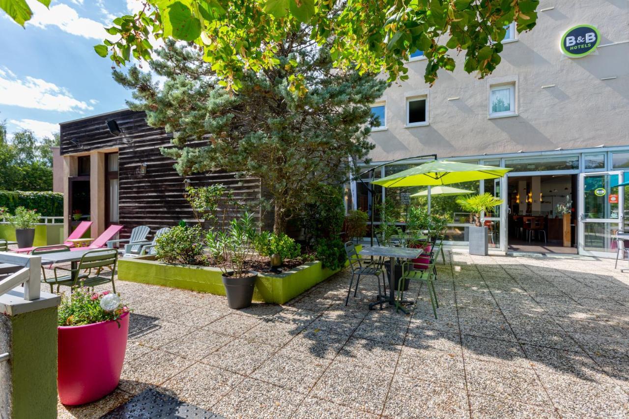 B&B Hotel Chartres Centre Cathedrale 3 Etoiles Екстериор снимка