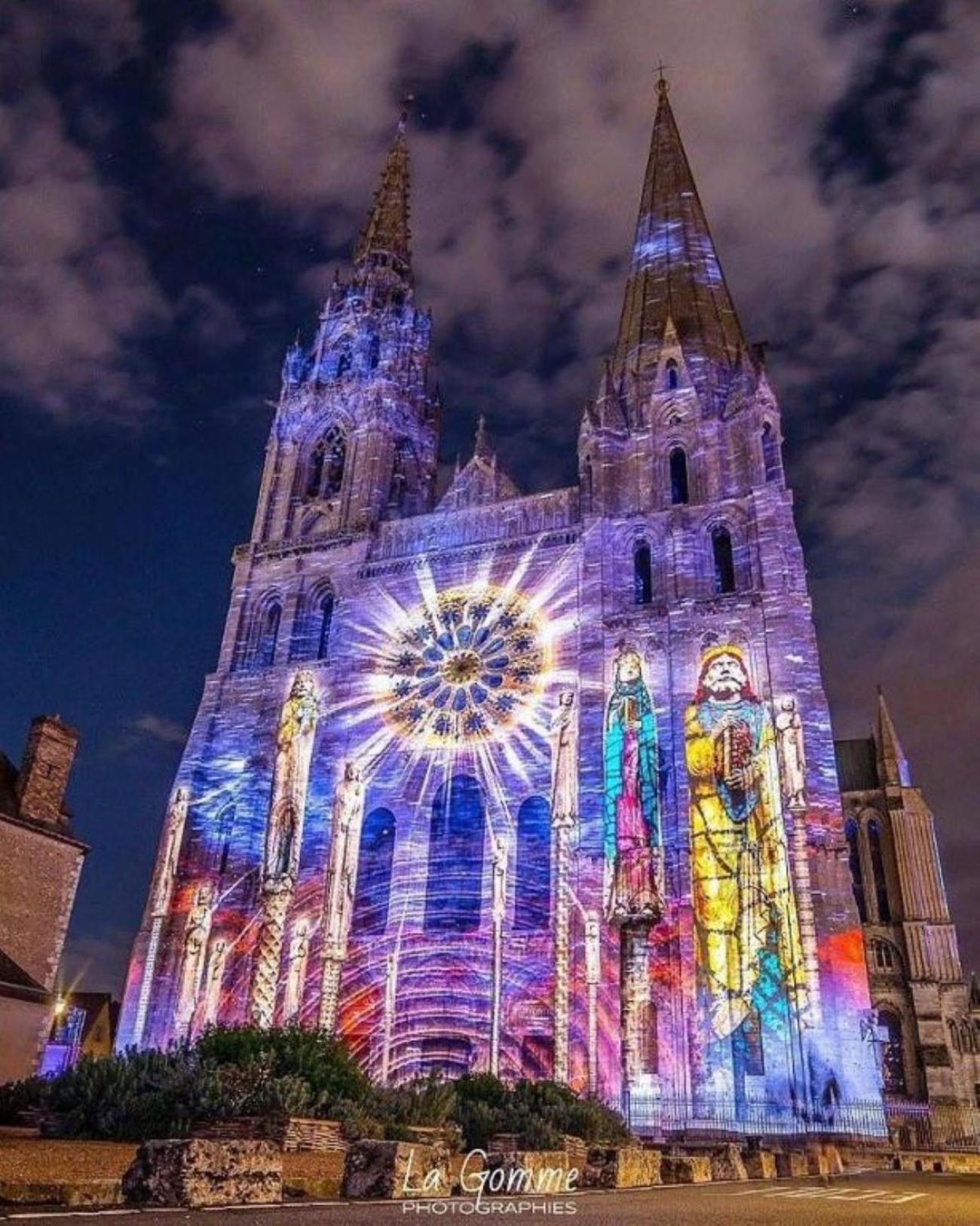 B&B Hotel Chartres Centre Cathedrale 3 Etoiles Екстериор снимка