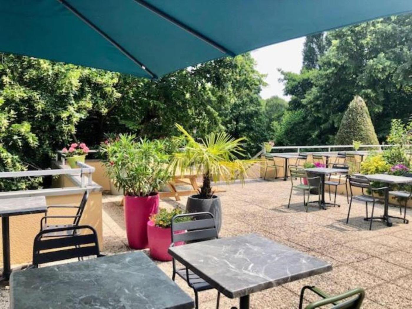 B&B Hotel Chartres Centre Cathedrale 3 Etoiles Екстериор снимка